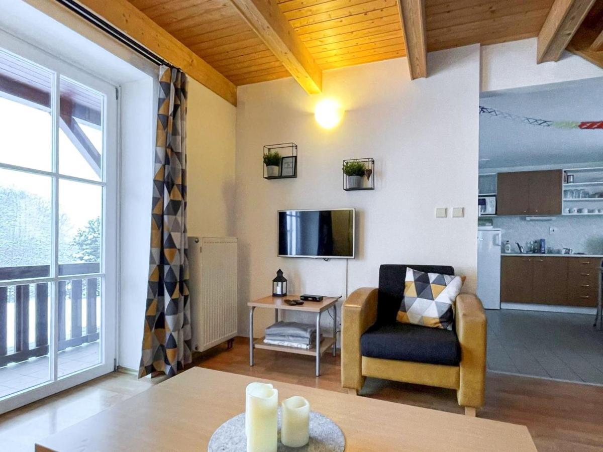 Holiday Home Holiday Hill 44 By Interhome Cista  ภายนอก รูปภาพ